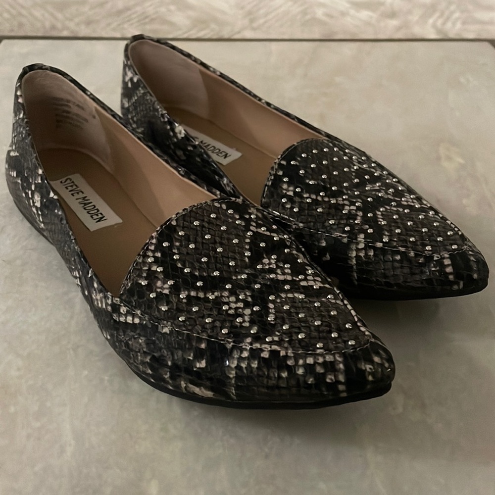 Steve Madden loafers 5.5